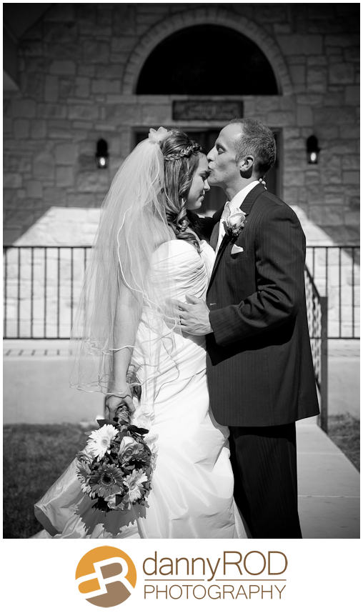 04-21-12wunebergerwedding-faithville-chapel-blog-12
