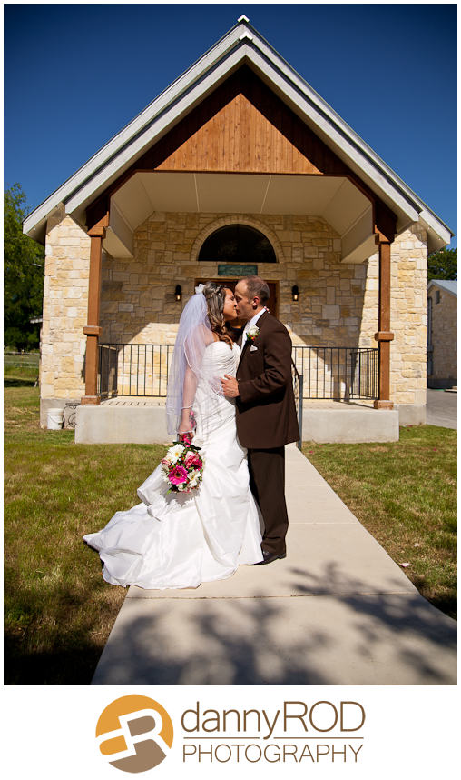 04-21-12wunebergerwedding-faithville-chapel-blog-13