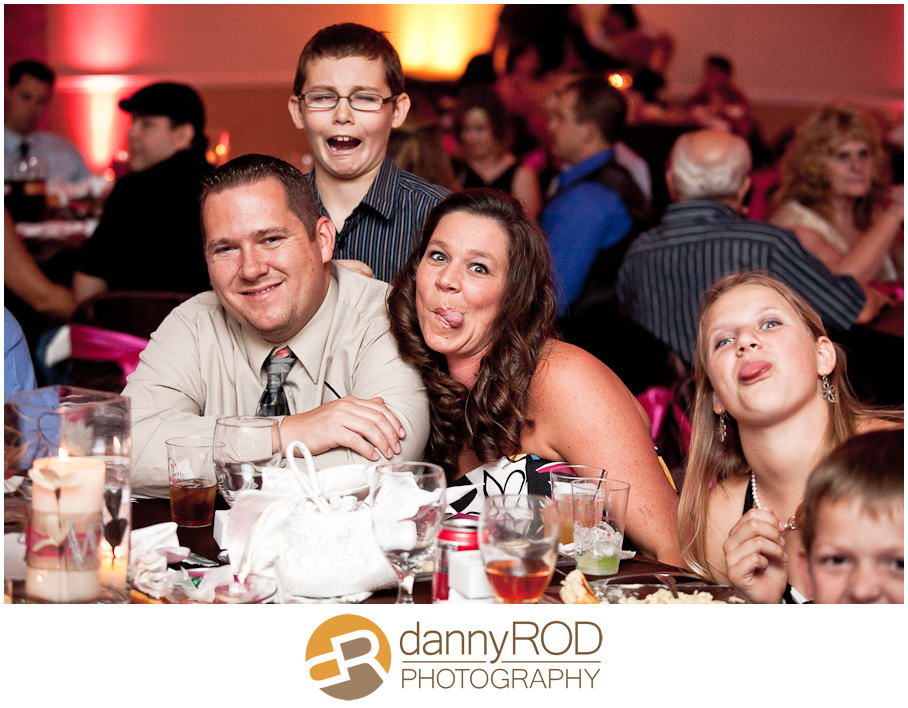 04-21-12wunebergerwedding-faithville-chapel-blog-20