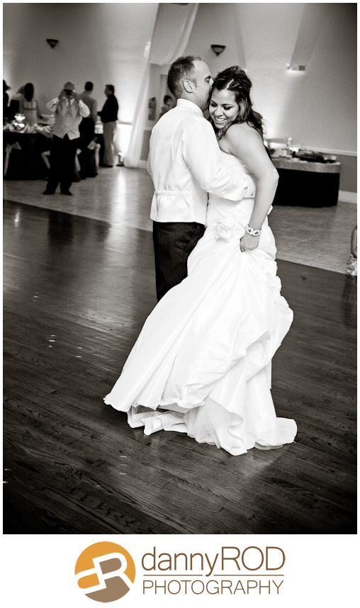 04-21-12wunebergerwedding-faithville-chapel-blog-28