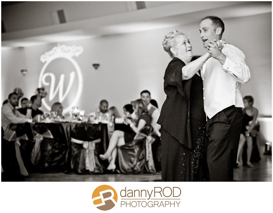 04-21-12wunebergerwedding-faithville-chapel-blog-30