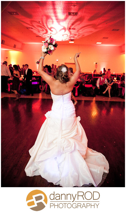 04-21-12wunebergerwedding-faithville-chapel-blog-40