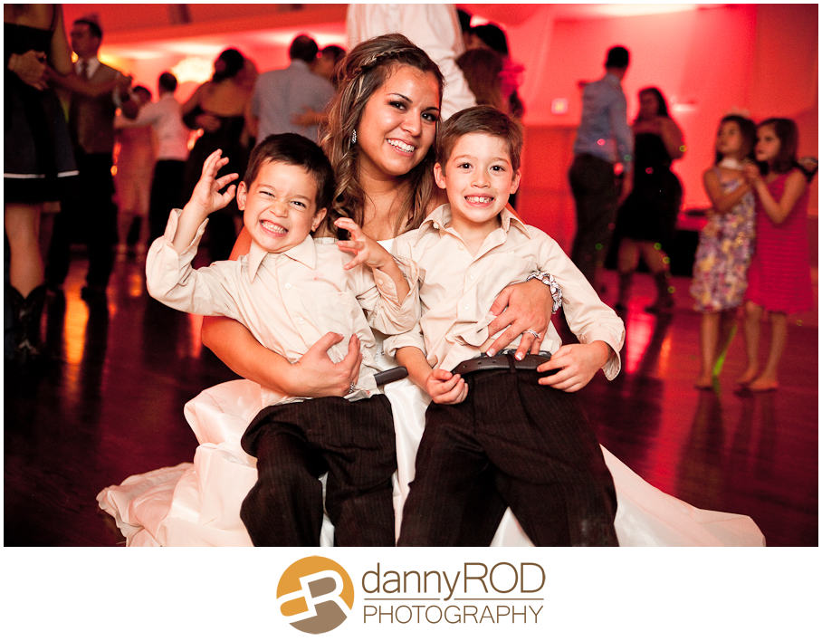 04-21-12wunebergerwedding-faithville-chapel-blog-44