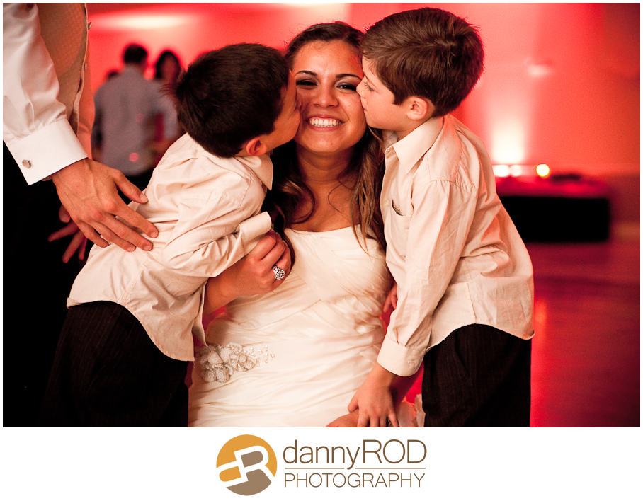 04-21-12wunebergerwedding-faithville-chapel-blog-45