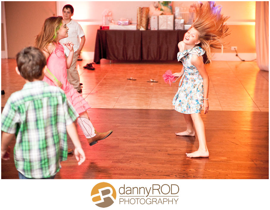 04-21-12wunebergerwedding-faithville-chapel-blog-46