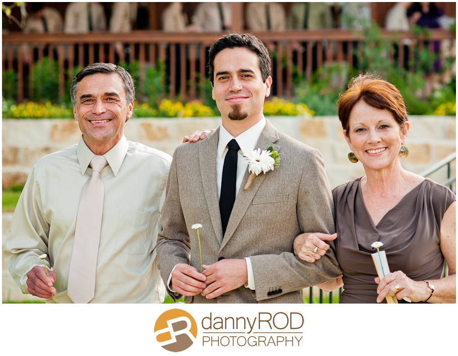 06-08-12daniellemikewedding-boulder-springs-blog-22