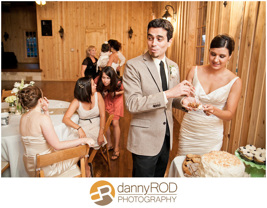 06-08-12daniellemikewedding-boulder-springs-blog-58