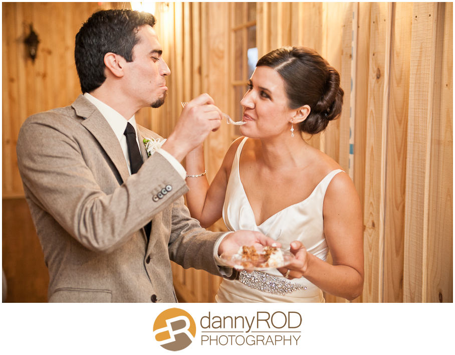 06-08-12daniellemikewedding-boulder-springs-blog-60