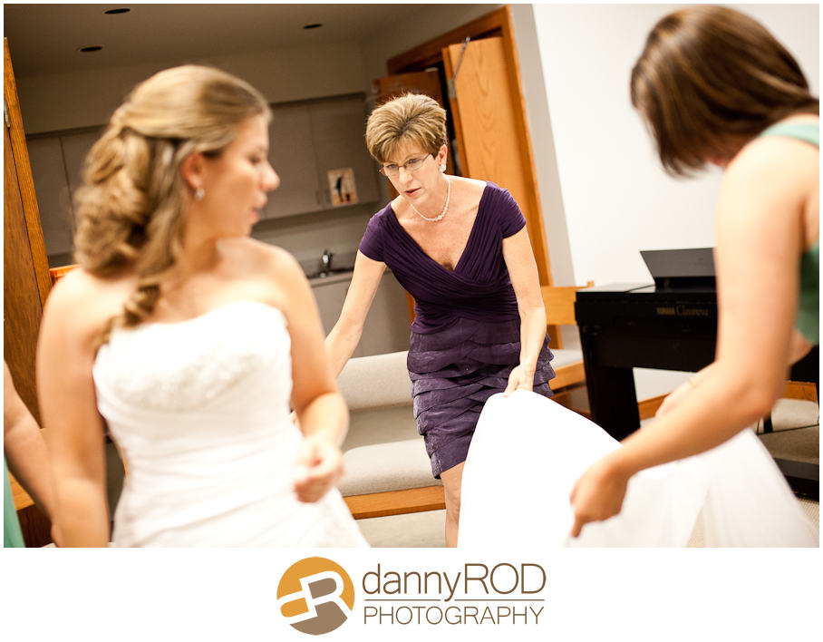 06-16-12erinkylewedding-stpeters-boerne-blog-02
