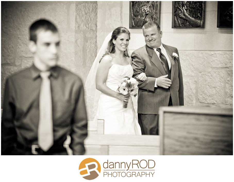 06-16-12erinkylewedding-stpeters-boerne-blog-10
