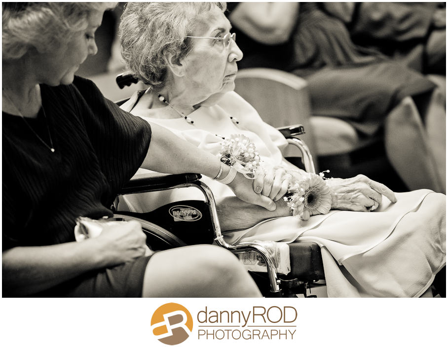 06-16-12erinkylewedding-stpeters-boerne-blog-19