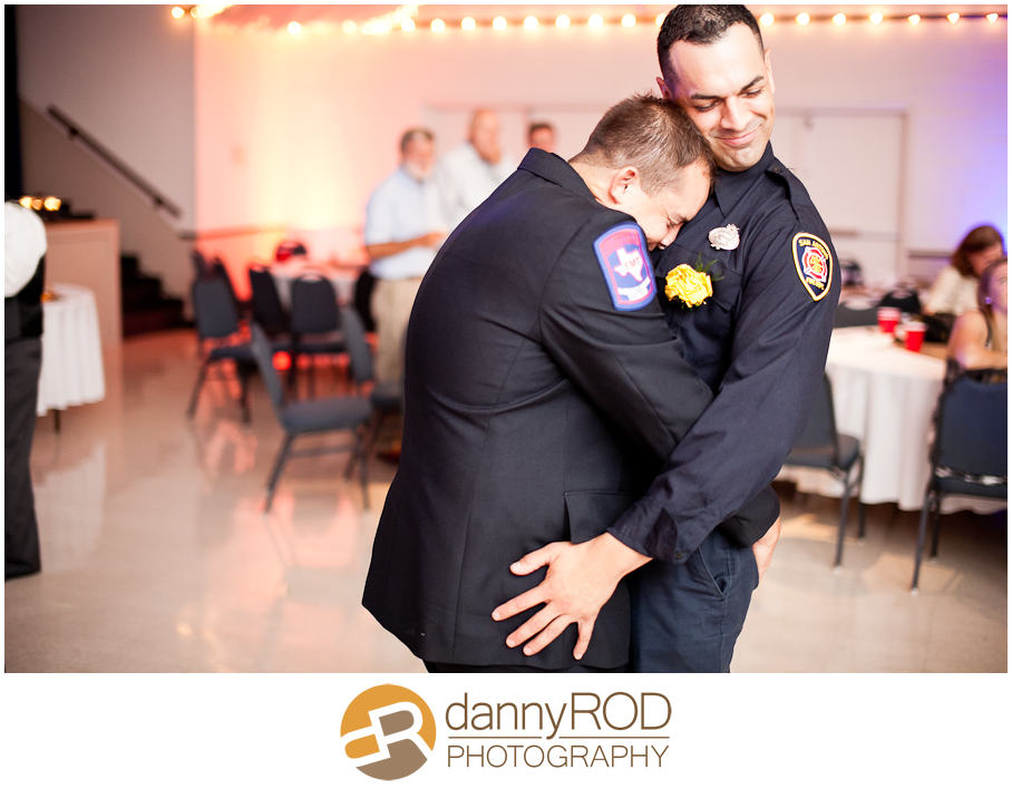06-16-12erinkylewedding-stpeters-boerne-blog-47