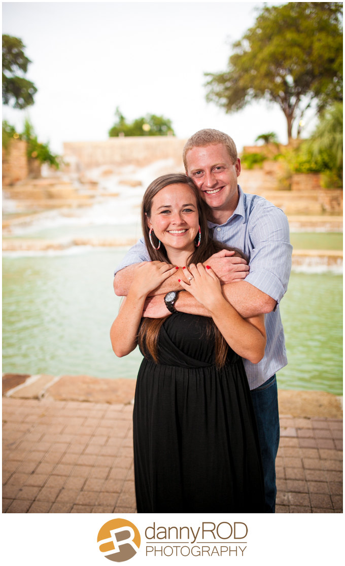 07-21-13 andrew rebecca engagement hemisfair park blog 05